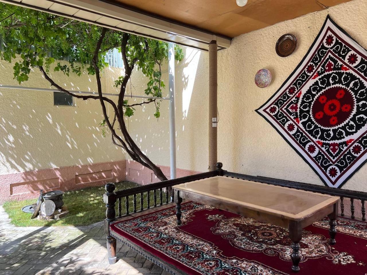 Guest House Han Samarkand Eksteriør billede